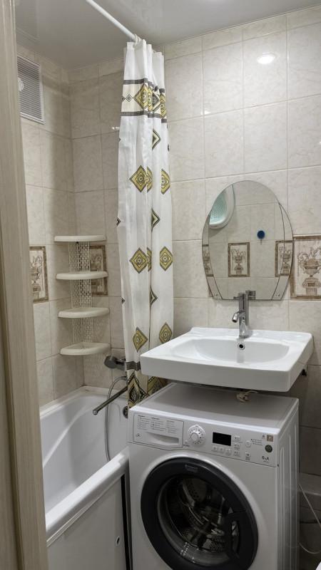 Продажа 1-комнатной квартиры, Тольятти, 70 лет Октября,  13