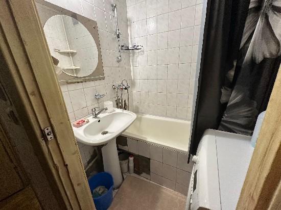 Продажа 4-комнатной квартиры, Тольятти, Свердлова,  41