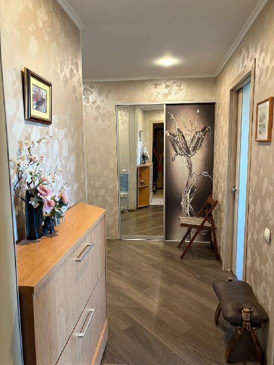 Продажа 4-комнатной квартиры, Тольятти, Мира,  89