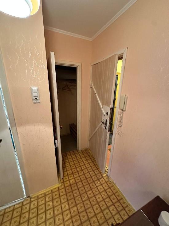 Продажа 1-комнатной квартиры, Тольятти, Мира,  111