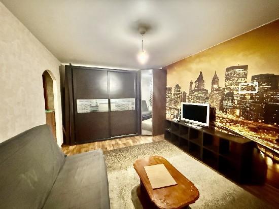 Продажа 2-комнатной квартиры, Тольятти, Свердлова,  49