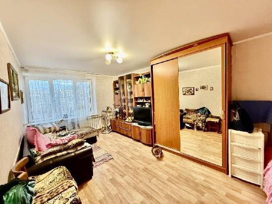 Продажа 1-комнатной квартиры, Тольятти, Луначарского б-р,  6