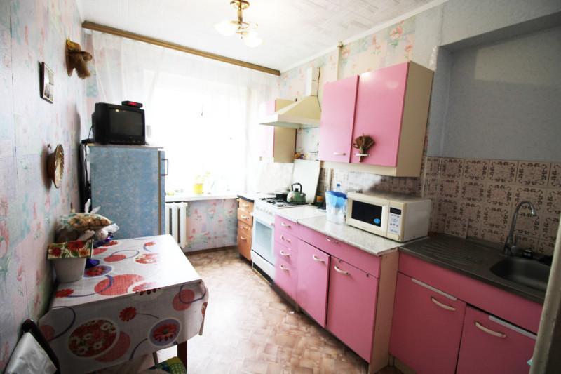 Продажа 3-комнатной квартиры, Тольятти, Матросова,  30