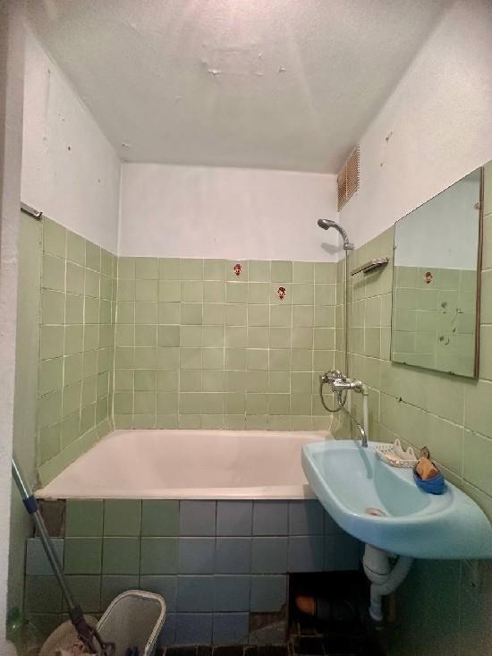 Продажа 3-комнатной квартиры, Тольятти, Баныкина,  52