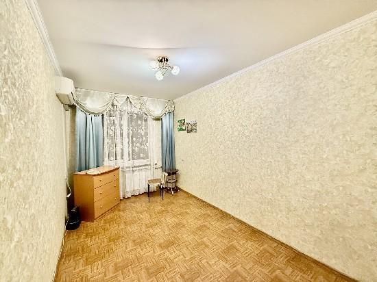 Продажа 2-комнатной квартиры, Тольятти, Ст. Разина пр-т,  18