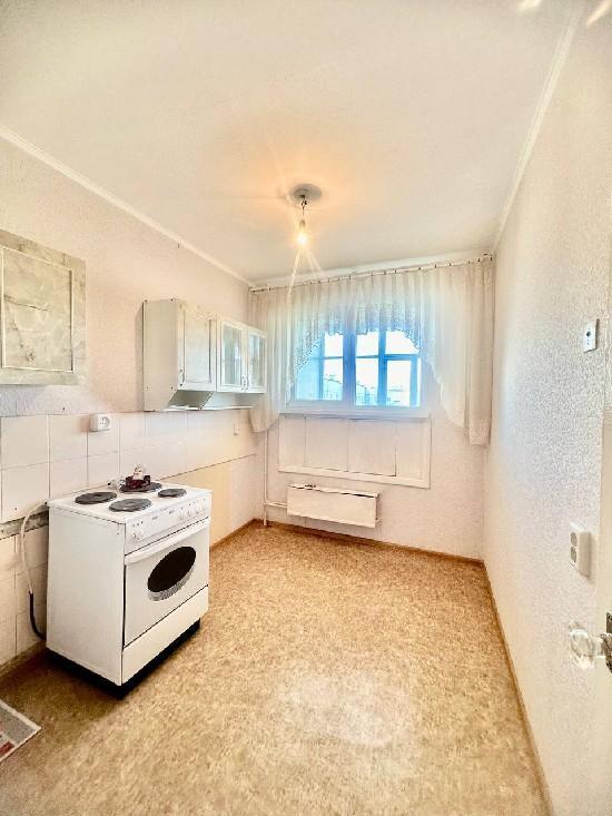 Продажа 3-комнатной квартиры, Тольятти, Баныкина,  52