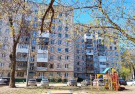 Квартиры, 3-комн., Тольятти