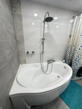 , 4-комн., Тольятти